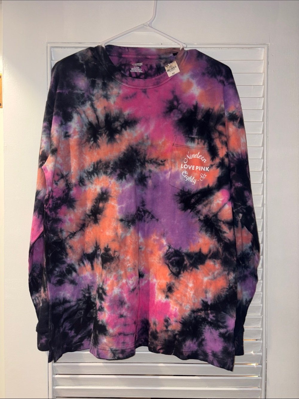 Trendy Brand New PINK Victorias Secret Tie-Dye Long Sleeve Pocket T-shirt🔥